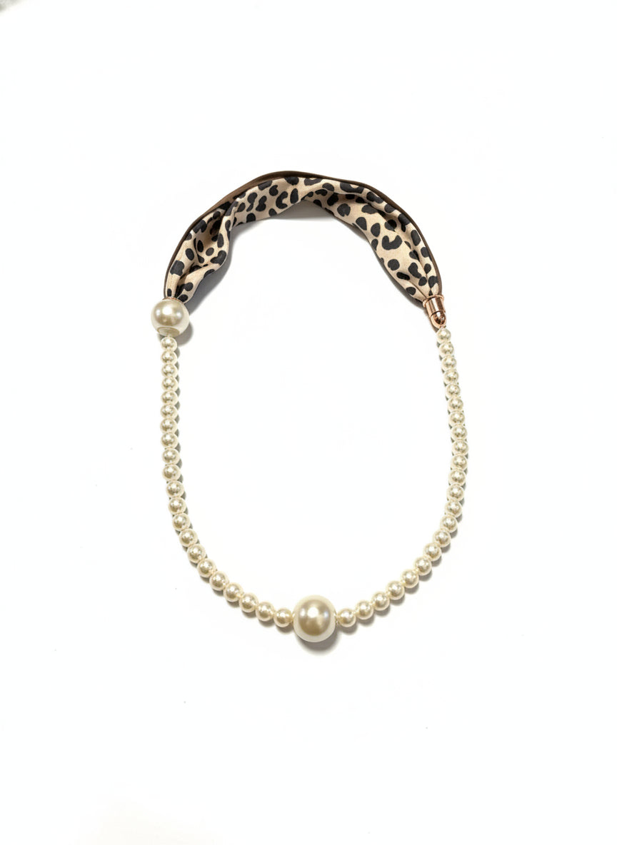 60059 R1-167 LEOPARD PRINT SCARF AND PEARL NL