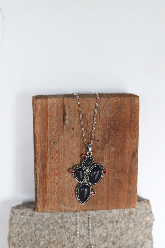 0847 HH149 BLACK CACTUS SHAPE NECKLACE WITH RED RINE STONES