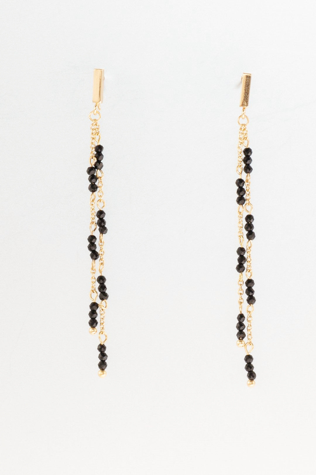 091 L28 BLK 2 LINEAR DROP CRYSTAL EARRING