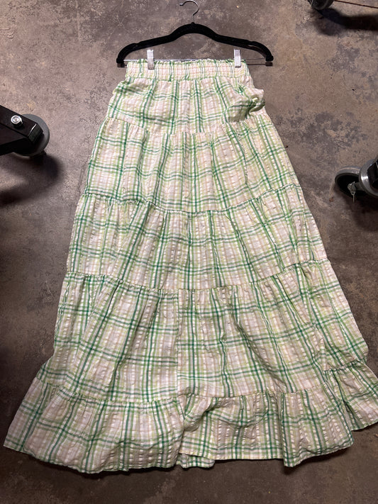 TH2604 GREEN PLAID BROOM SKIRT