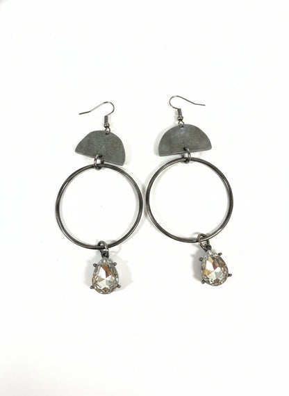 R1-46 MIXED METAL DANGLE CRYSTAL DROP ER