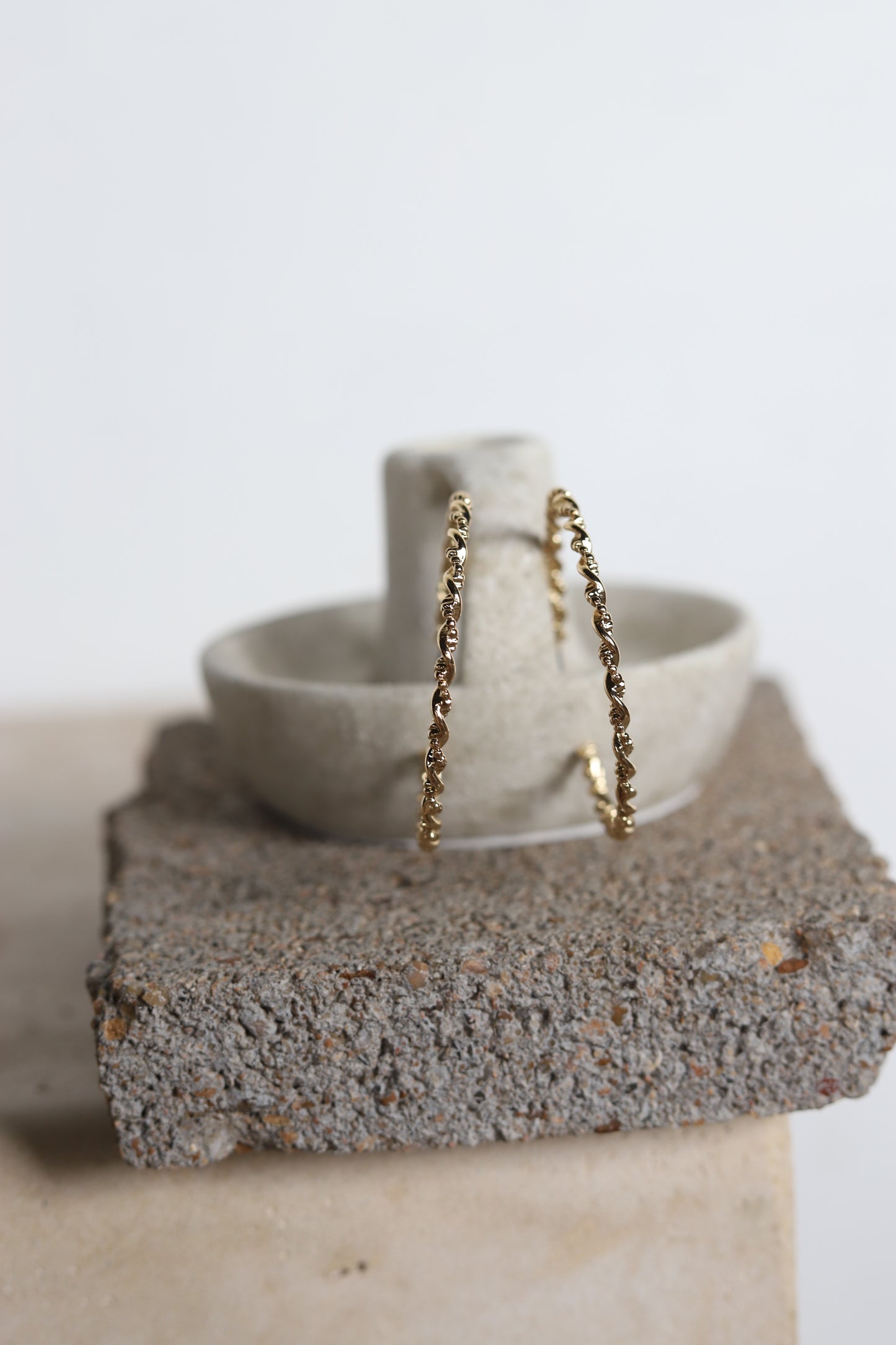 380 GOLD HOOP EARRINGS (1)