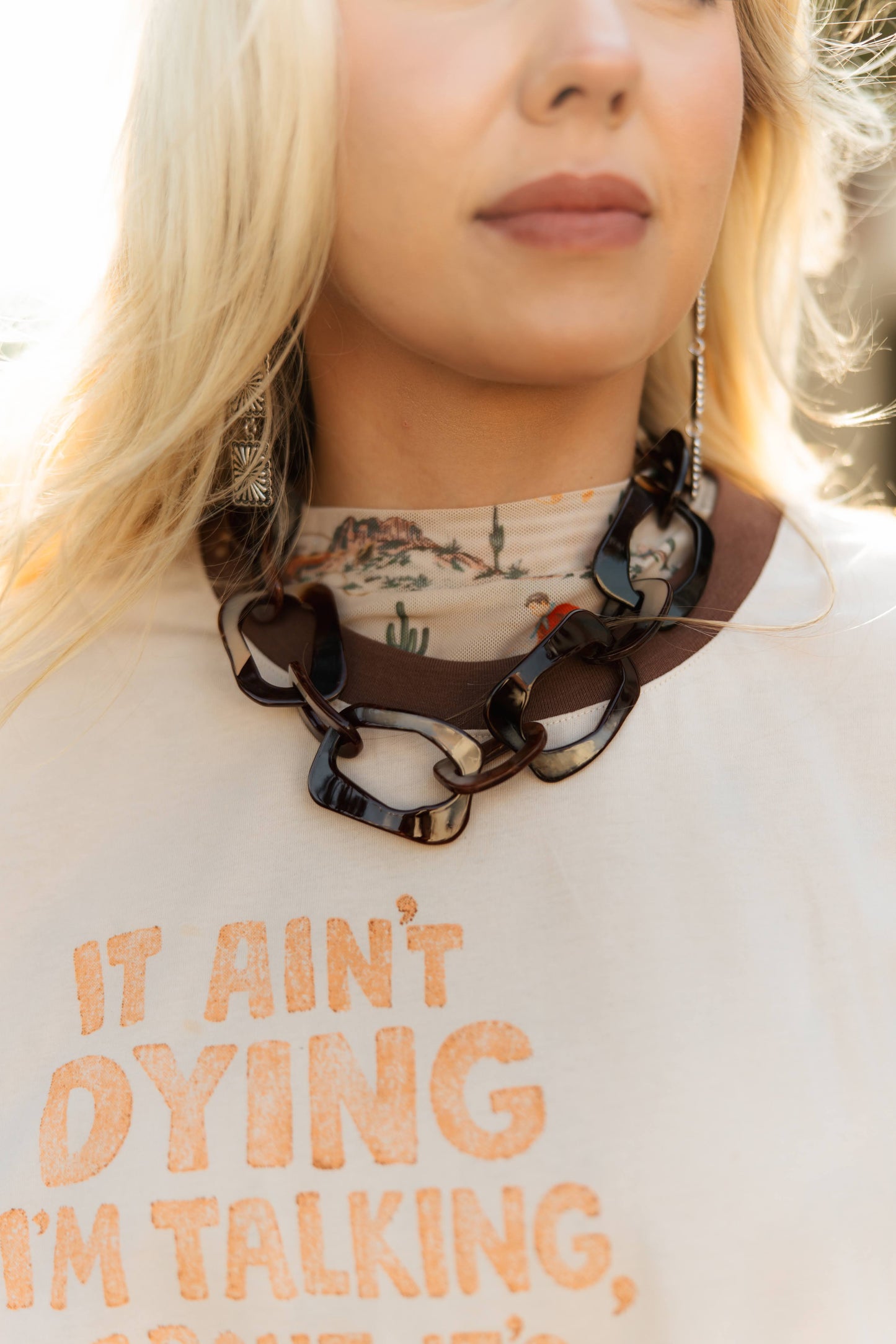 1182 H186  BROWN LINK NECKLACE