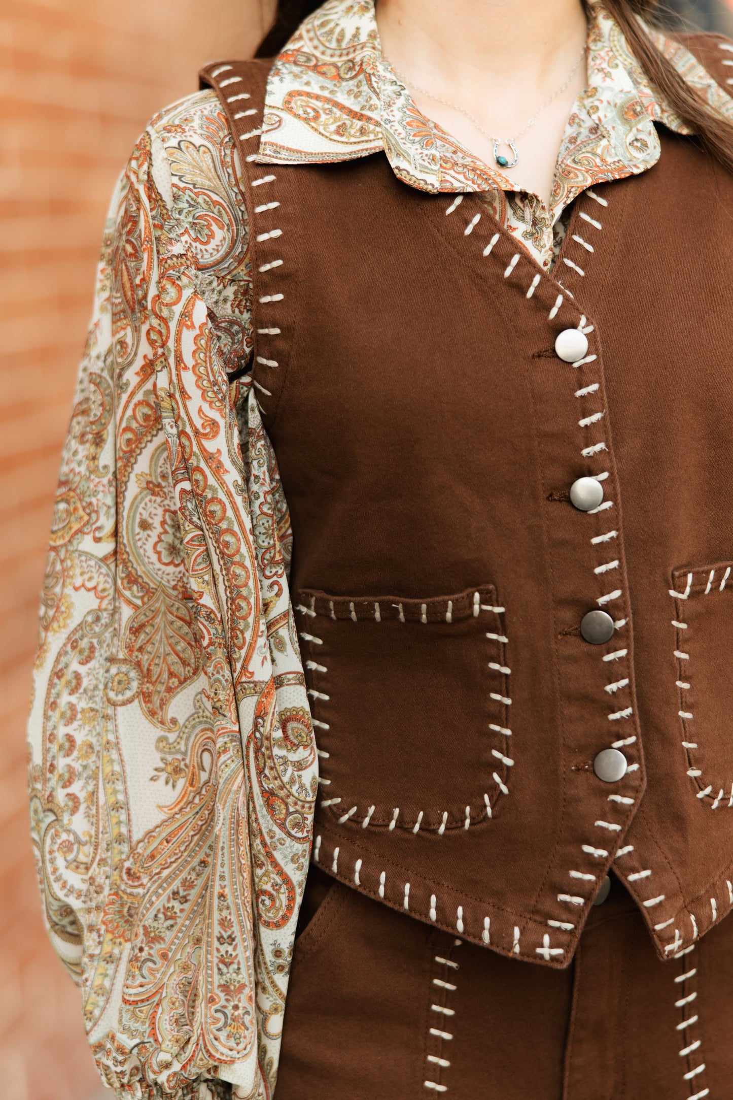 TH9800 BROWN STITCH VEST (7 PIECE)