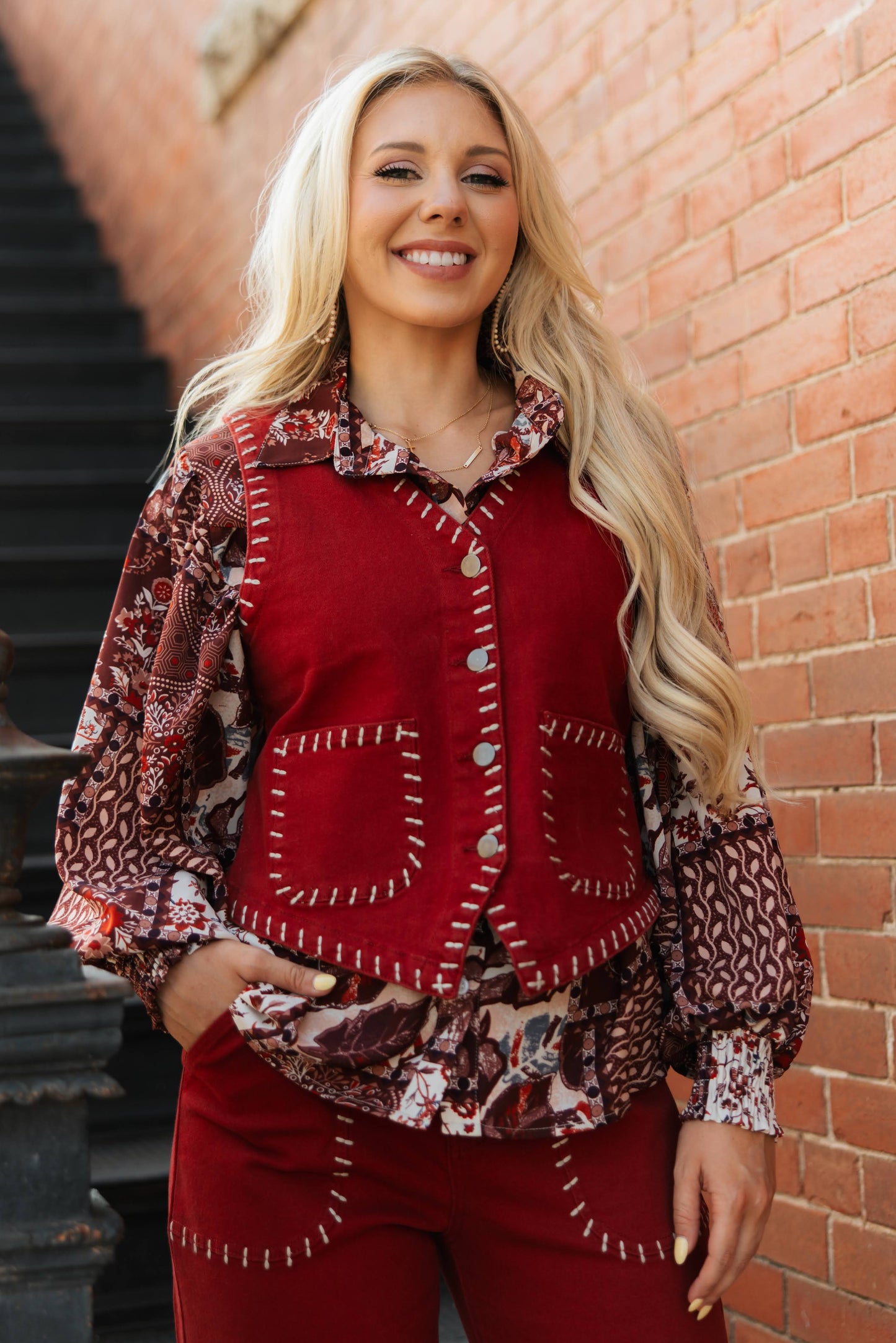 TH9800 RED STITCH VEST (7 PIECE)