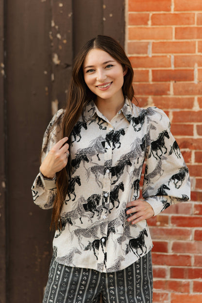TH11 WILD BLACK HORSE BLOUSE (7 PIECE)