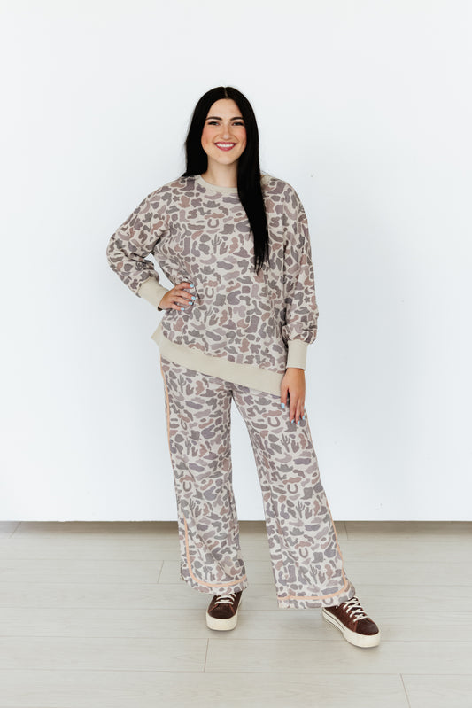 TH2308 WESTERN CAMO SWEATSHIRT (7 Piece)