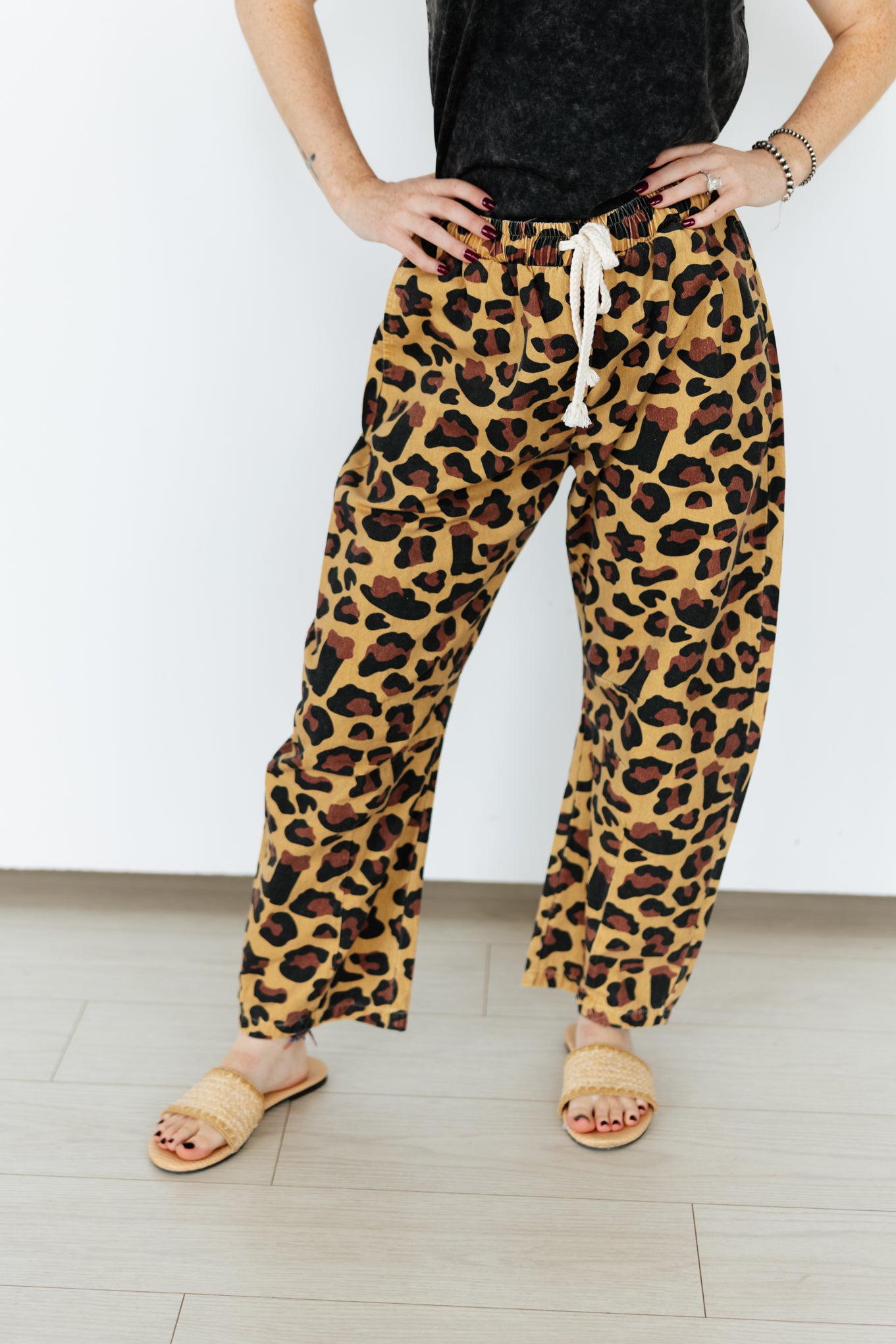 TH2107 WESTERN CHEETAH BARREL PANT (7 Pieces)