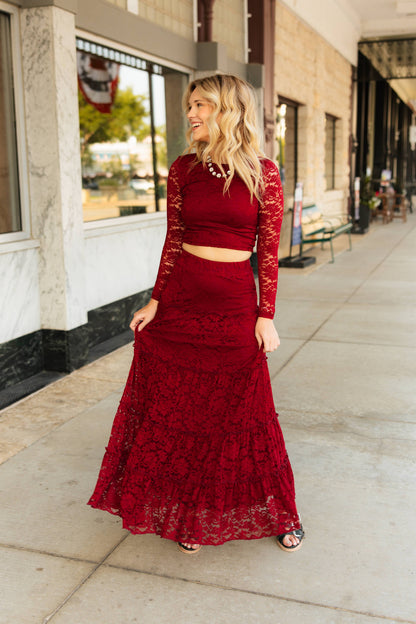 TH238 WINE LACE SKIRT (7 Piece)