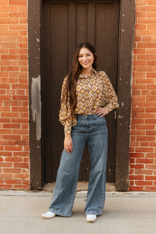 TH11 SAGE GOLD MEDALLION BLOUSE (7 Piece)