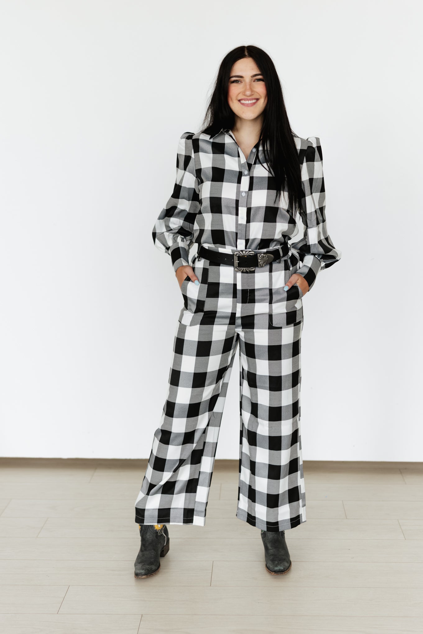 TH11 BLACK GINGHAM  BLOUSE (7 Piece)