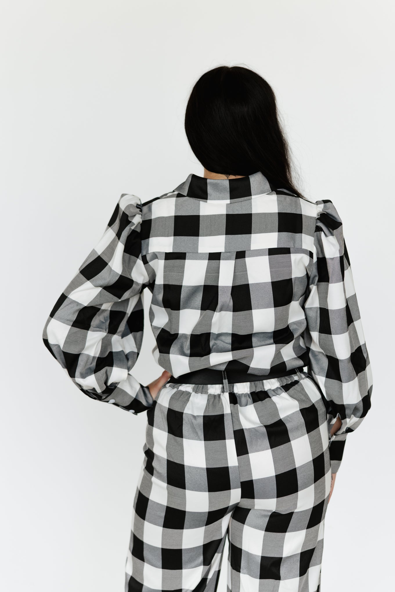 TH11 BLACK GINGHAM  BLOUSE (7 Piece)