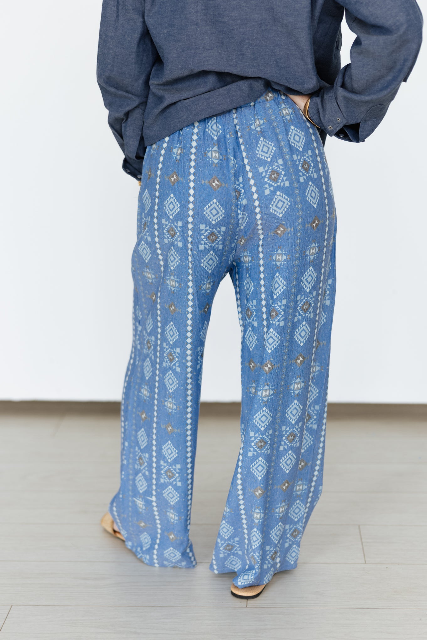 TH2109 BLUE AZTEC  (7 Piece)