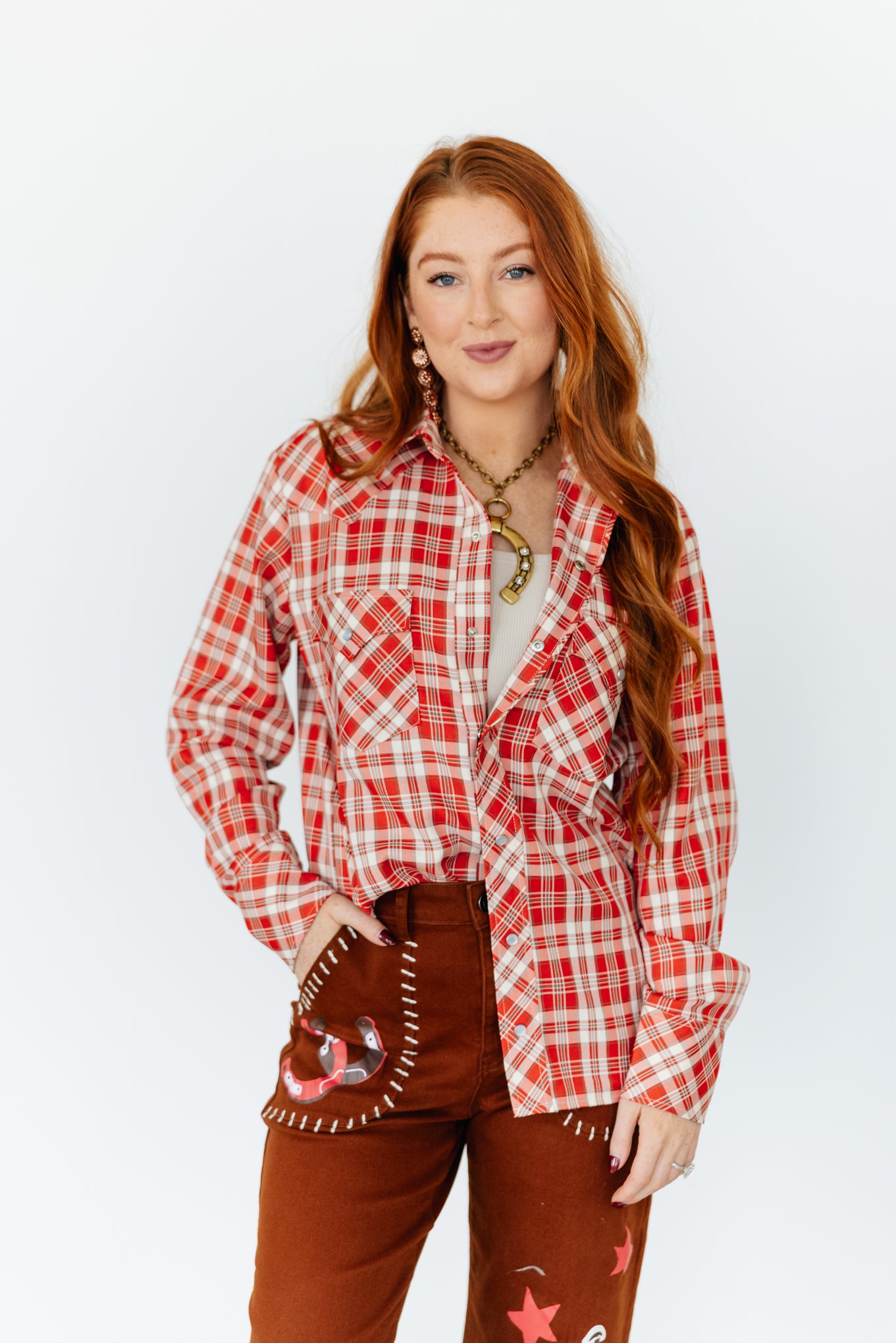 TH19  COLLAR PEARL SNAP RED PLAID  TOP (7 Pieces)
