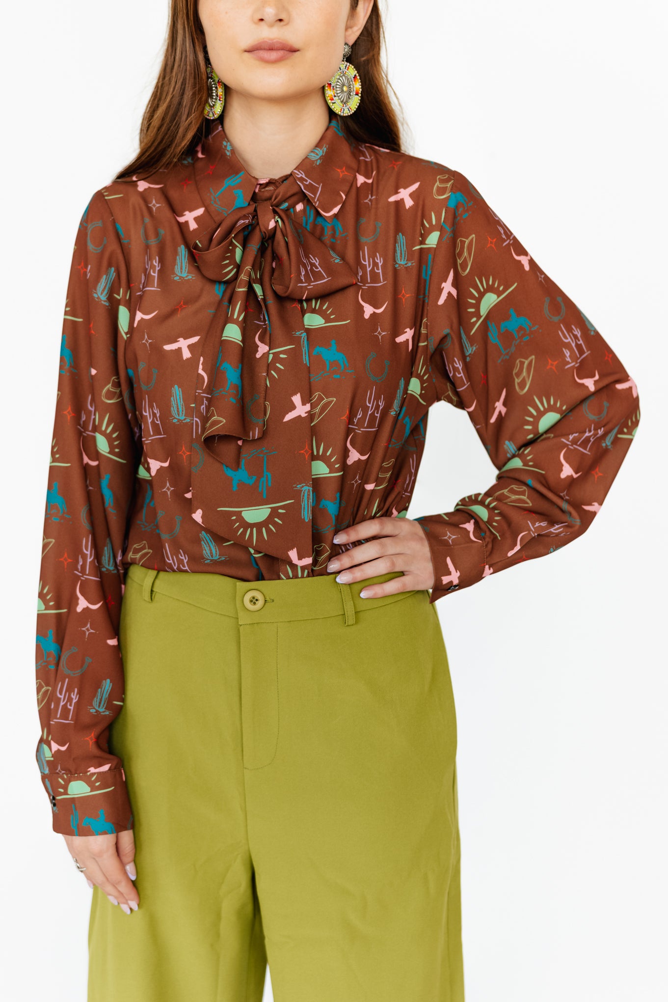 TH17 BROWN BRIGHT WESTERN THINGS TIE TOP  (7 Piece)