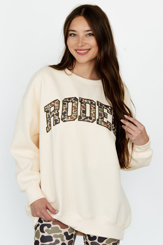 VR202 IVORY RODEO SWEATSHIRT(1 PIECE- WOMEN)
