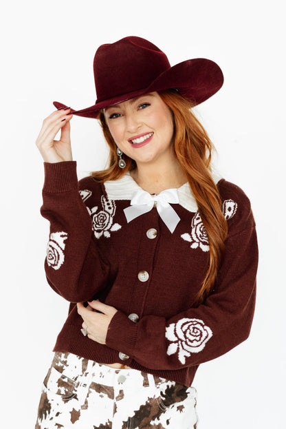 TH2307 DOUBLE HORSESHOE BURGUNDY SWEATER  (7 PIECE)