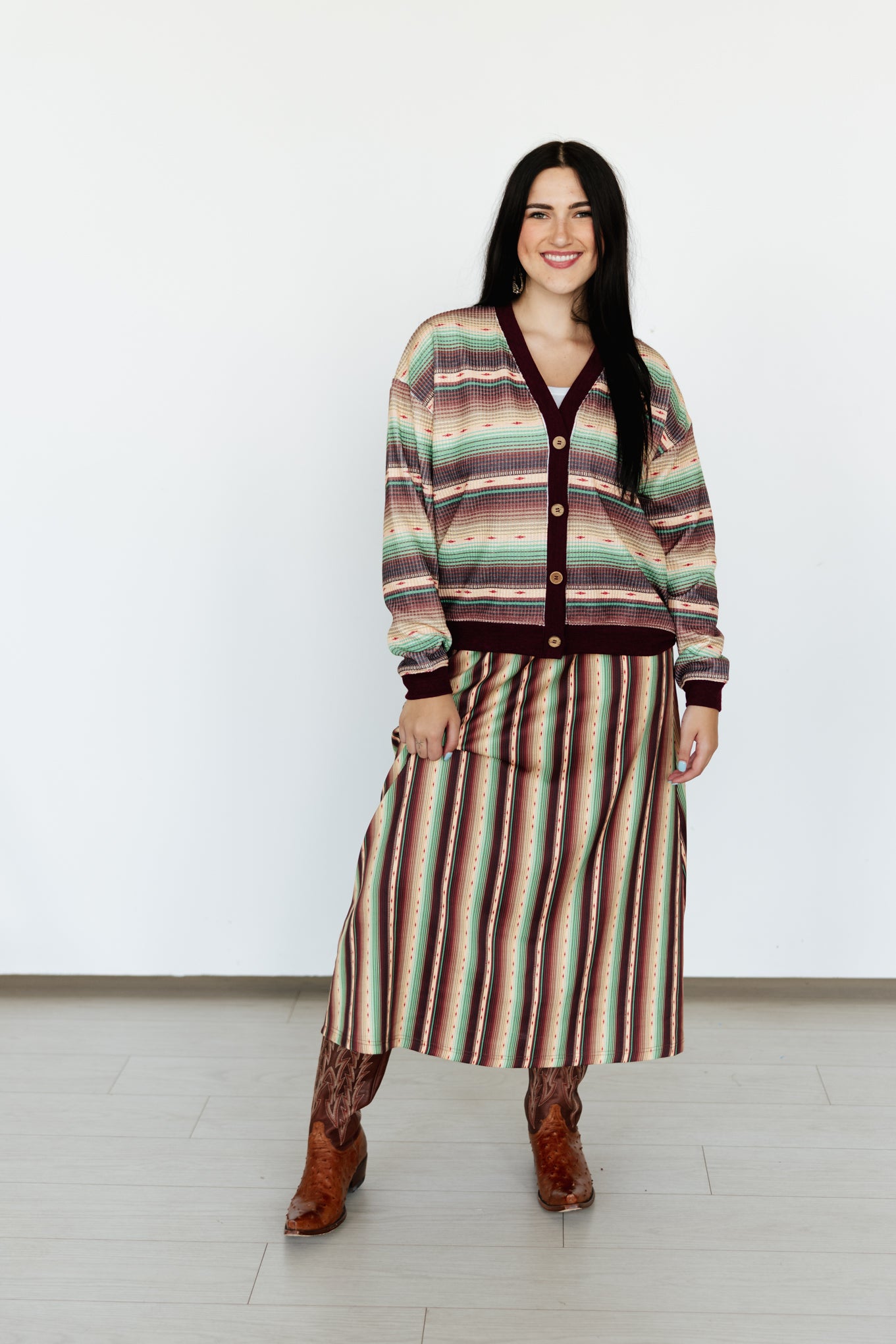 TH179 GREEN SERAPE SKIRT (7 Piece)