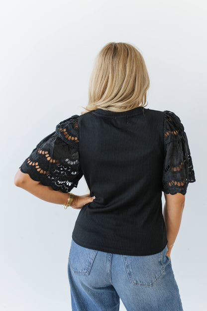 TH2004  BLACK TOP WITH EYELETT SLEEVE (7 Piece)