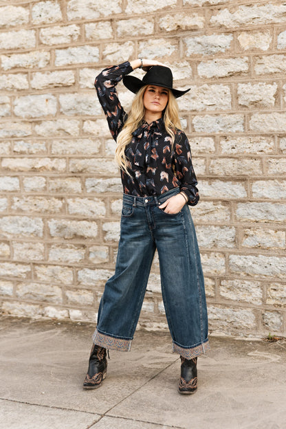 TH17 BLACK HORSE TIE TOP  (7 PIECE)