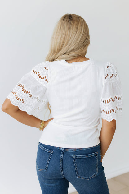 TH2004 WHITE TOP WITH EYELETT SLEEVE (7 Piece)