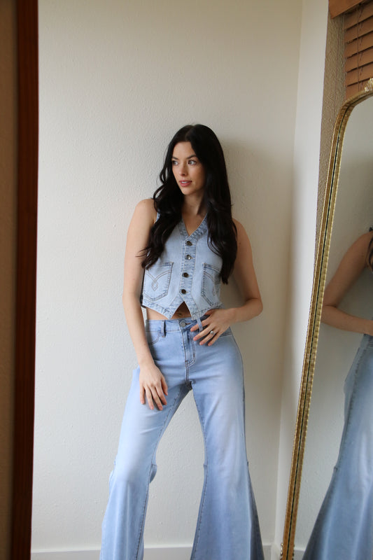 8810 LIGHT Denim Bell Bottoms (1XS-2S-2M-2L-1XL, 8@$26.50/$212)
