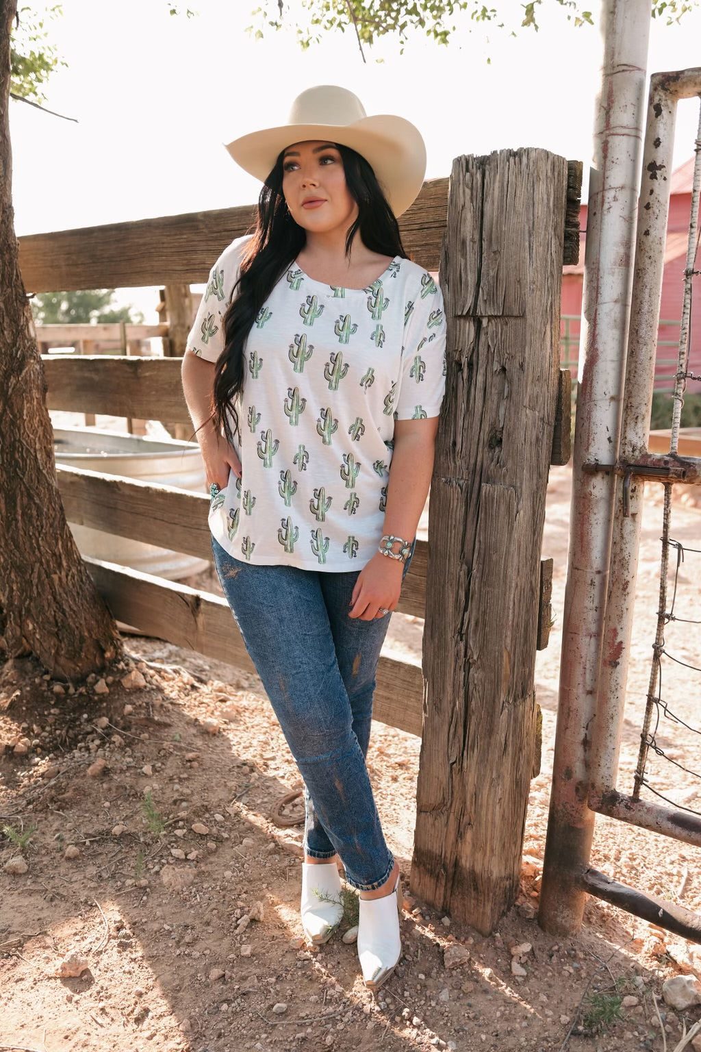 1502 CACTUS CREW NECK TEE (7 Piece)