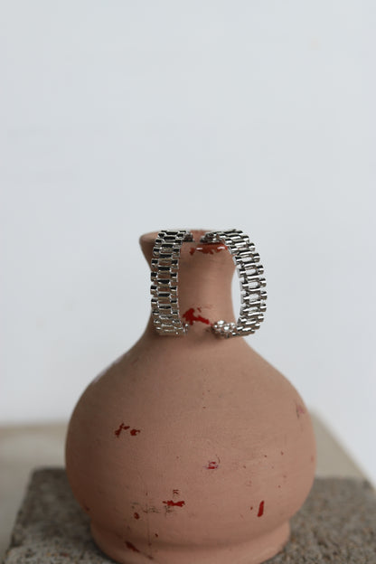 373RH T113 SILVER CRUB CHAIN HOOP EARRING