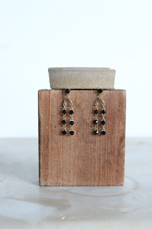 840 H42 GOLD/BLACK DANGLE EARRING