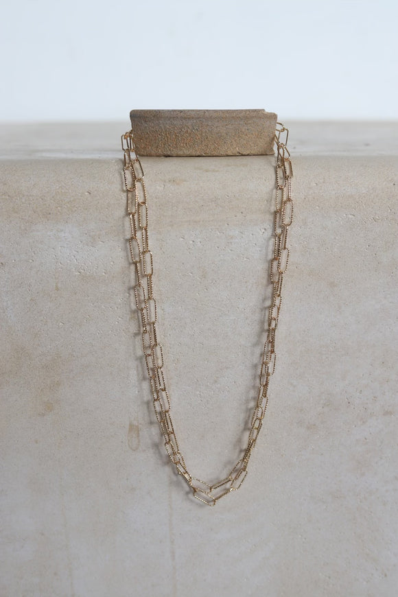 865 L12 SILVER PAPERCLIP NECKLACE