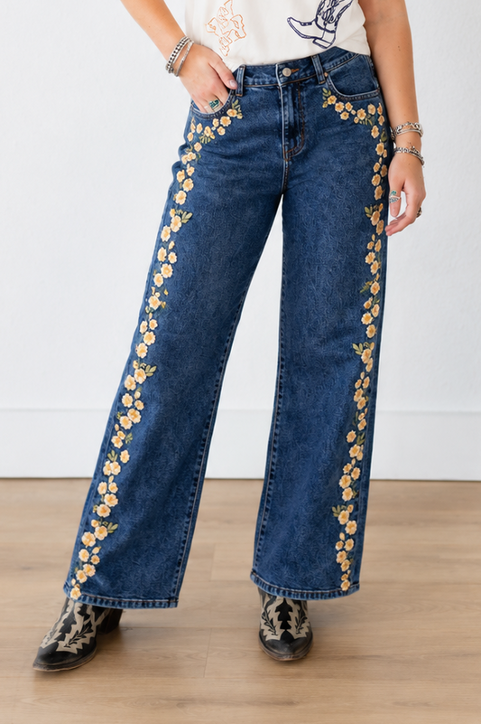 TH017 IVORY FLORAL EMBROIDERY JEAN (7 PIECES)