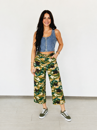 TH248 GREEN CAMO MID CROP PANT (7 PIECE)
