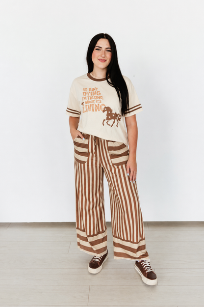 VR 1 IT AIN'T GRAPHIC TEE