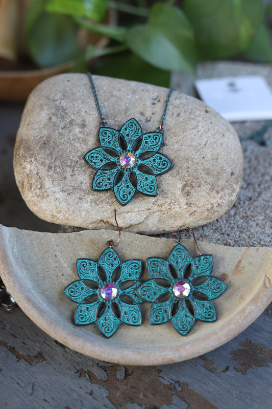 30051 T34 PATINA FINISH NL W/ CENTER BLING