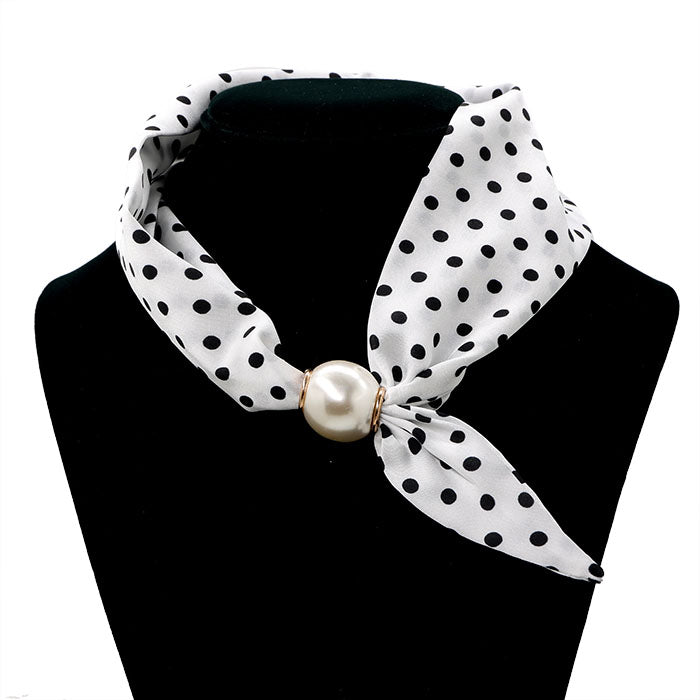 60053 R1-185 WHITE POLKADOT SCARF NL