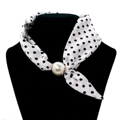 60053 R1-185 WHITE POLKADOT SCARF NL