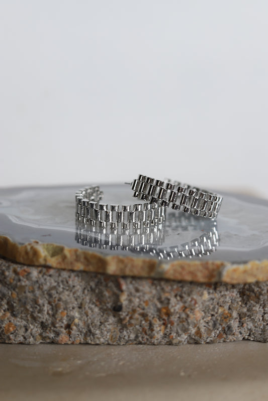 373RH T113 SILVER CRUB CHAIN HOOP EARRING