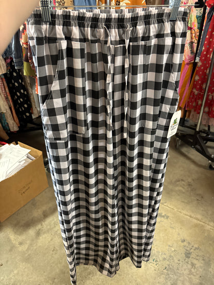 TH2109  BLACK GINGHAM  PANT (7 Piece)