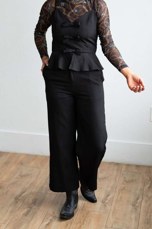 TH514 BLACK BOW PANT (1 Piece)