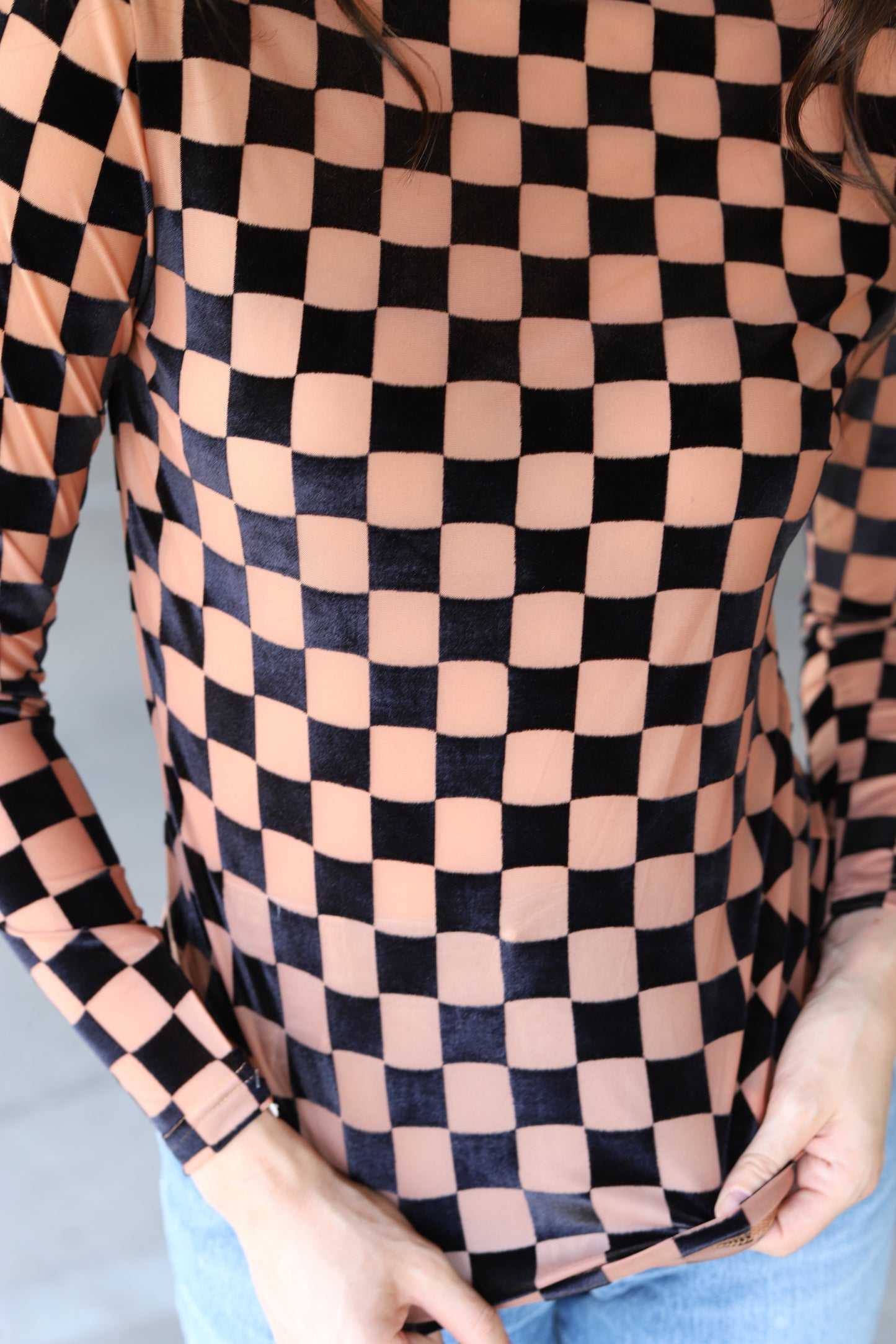 TH1221 NUDE /BLACK BURNOUT CHECKER TOP