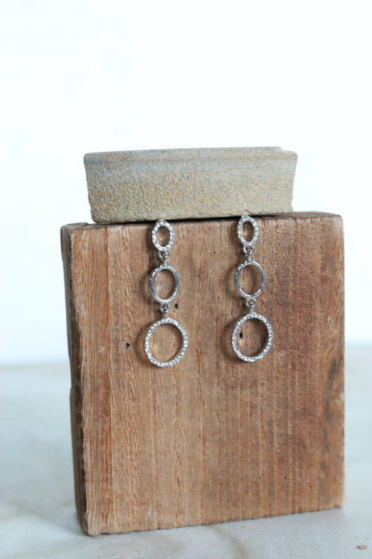 966 T85 SILVER TRIPLE HOOP EARRING