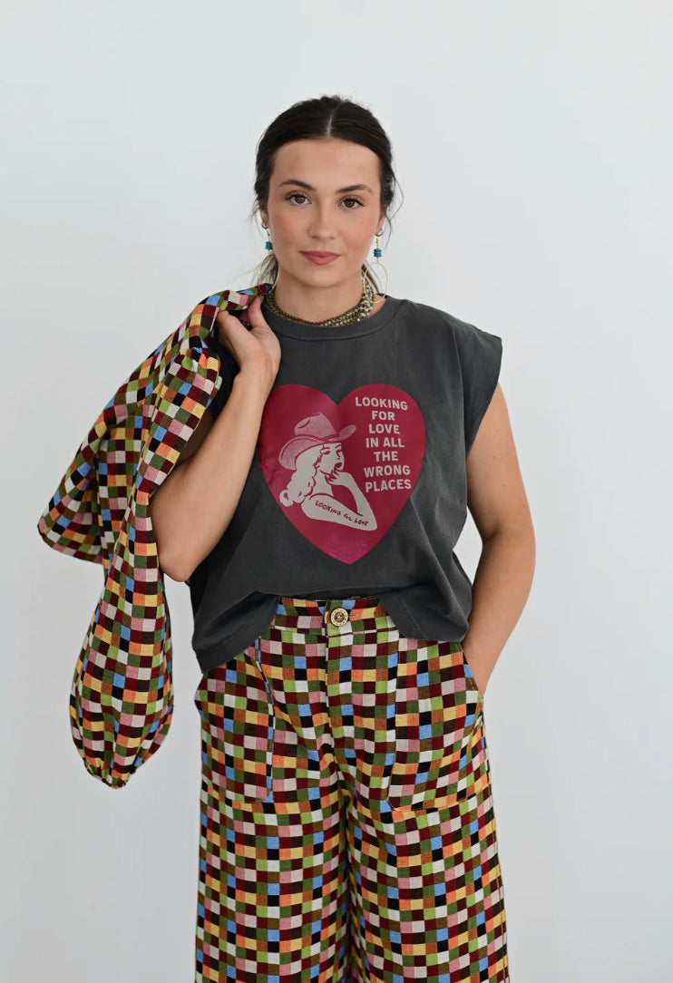 Howdy Hanny Graphic Tee- Looking For Love