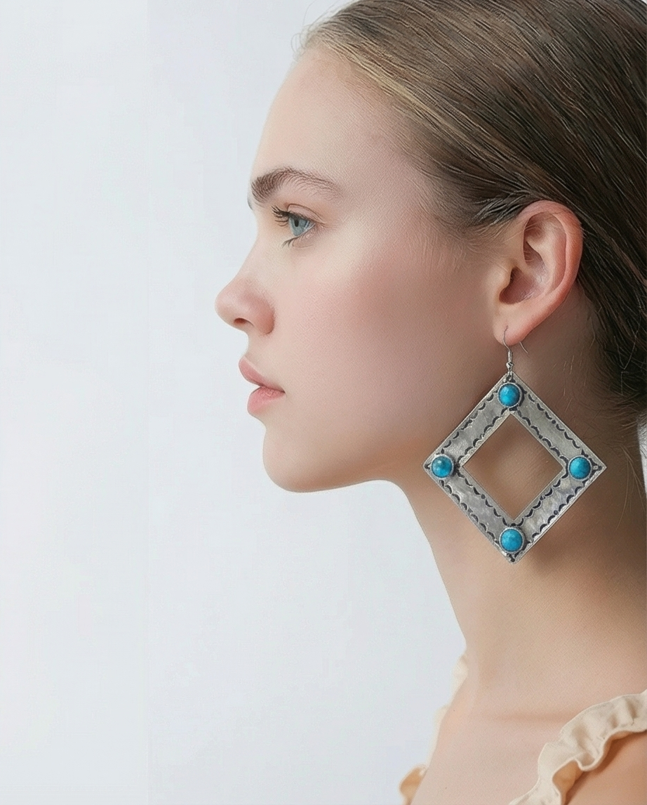 317262 Diamond Stamped Earrings
