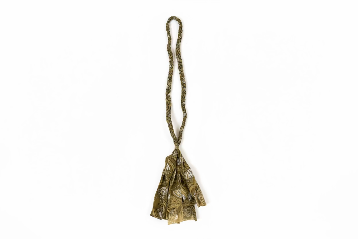 TH1155 FABRIC NECKLACE - OLIVE