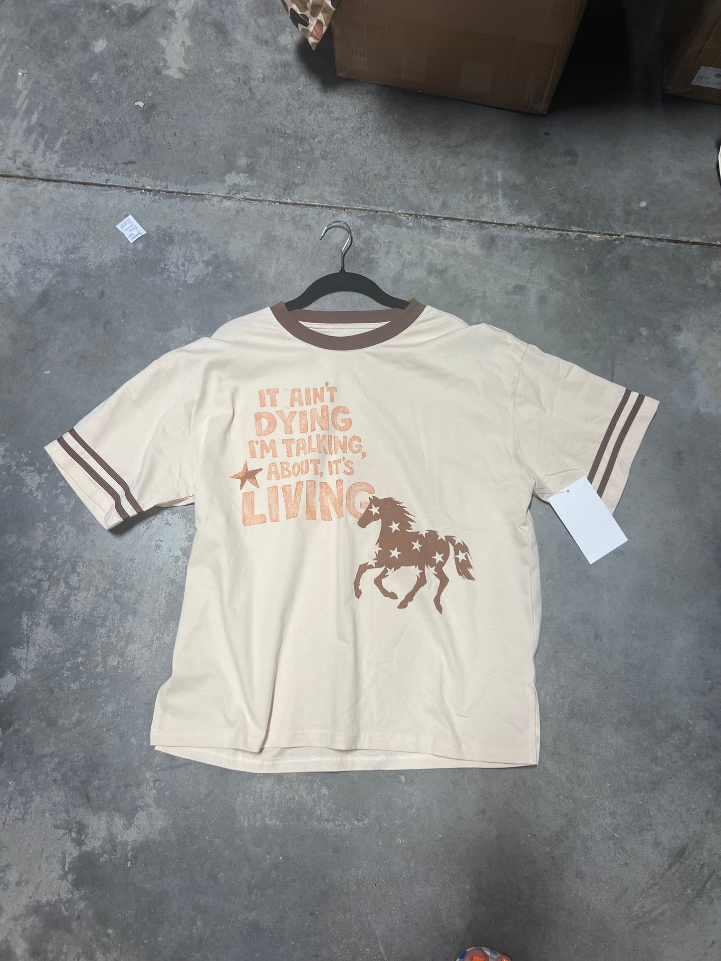 VR 1 IT AIN'T GRAPHIC TEE