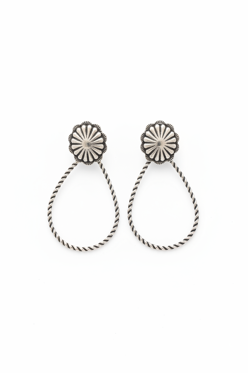 2009 R2-104 Western Twisted Teardrop Hoop Earrings with Concho Top – SB