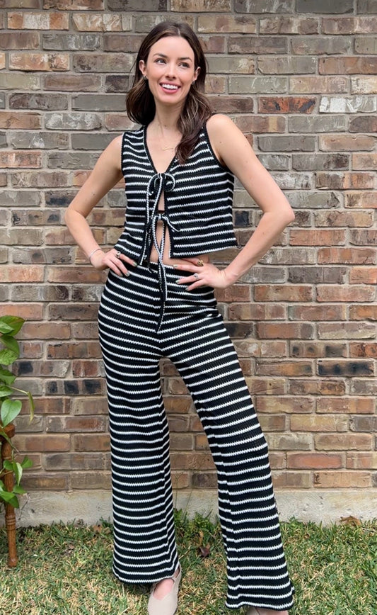 TH822 BLACK STRIPE TIE SET (6 Piece)