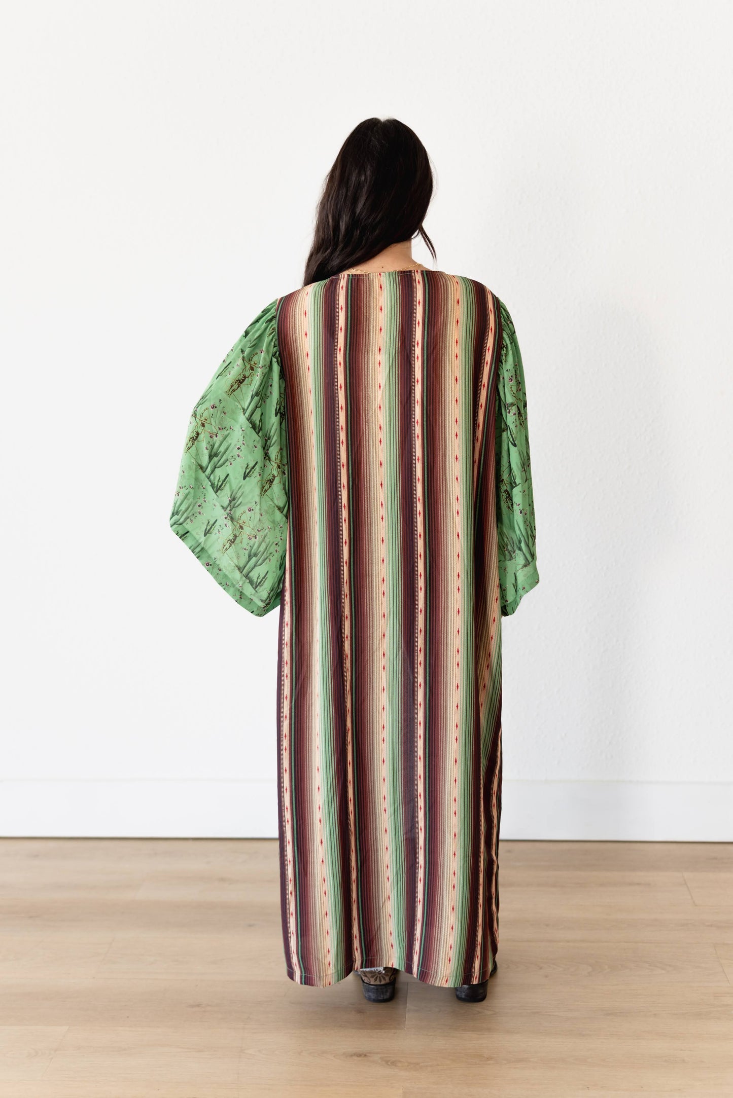 TH103 CACTUS SERAPE KIMONO (7 Piece)