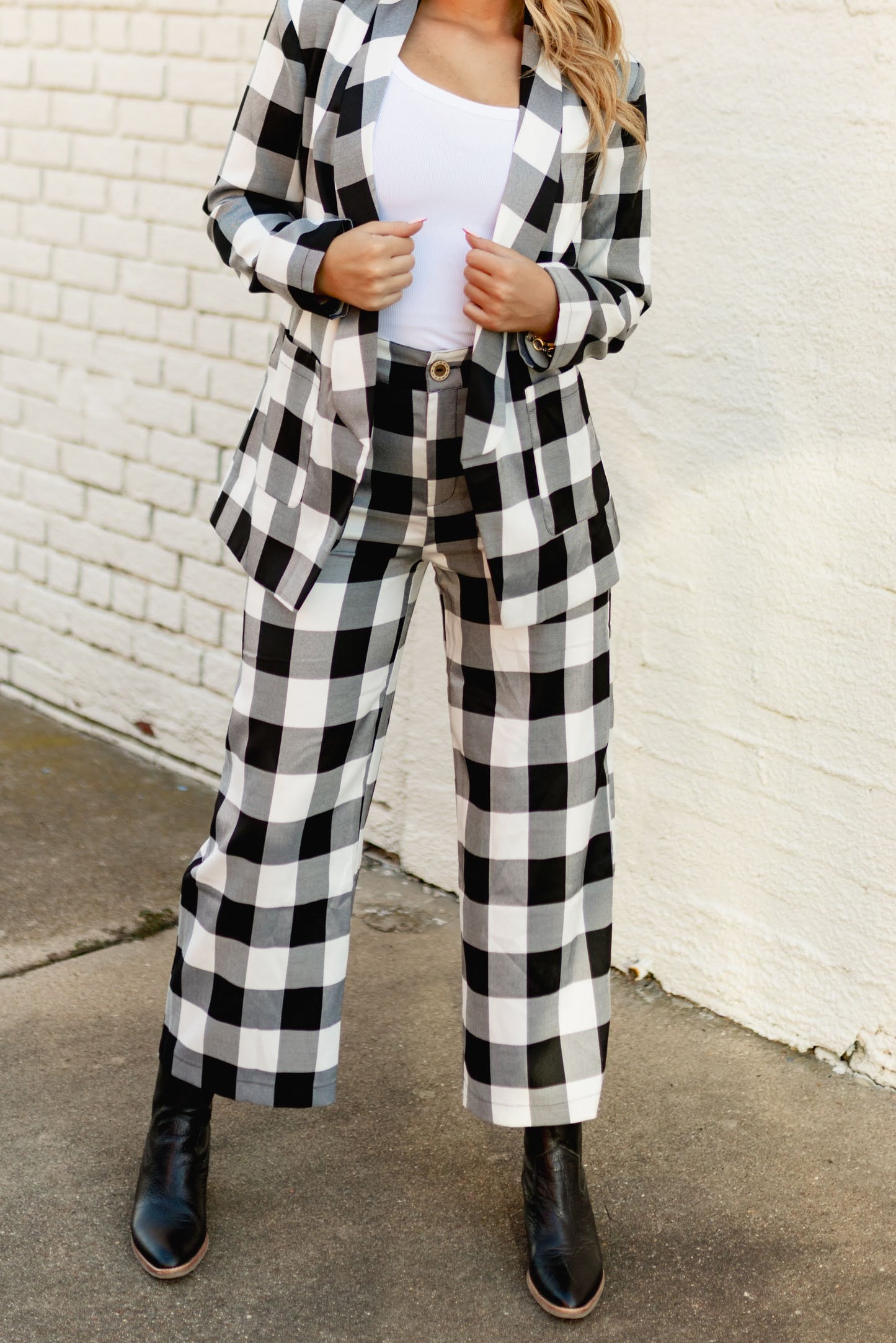 TH56 LARGE BLACK GINGHAM  PANT (8 Piece)