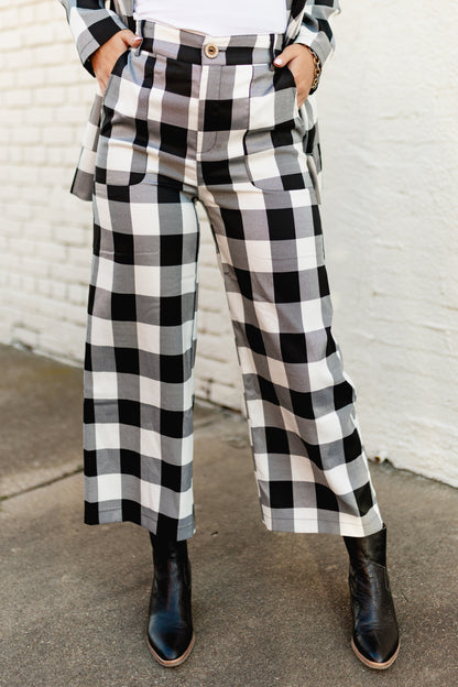 TH56 LARGE BLACK GINGHAM  PANT (8 Piece)